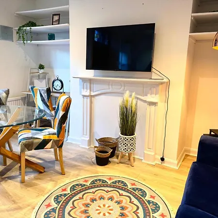Short & Long Free Wifi Apartment *